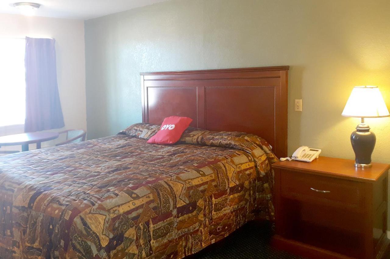 Rest Inn - Extended Stay, I-40 Airport, Wedding & Event Center Amarillo Exterior foto